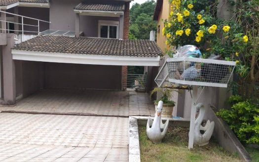 Casa em Condomínio à venda