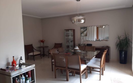 Casa em Condomínio à venda
