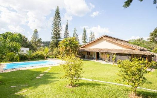 Casa em Condomínio à venda