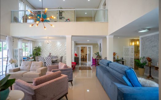 Casa em Condomínio à venda