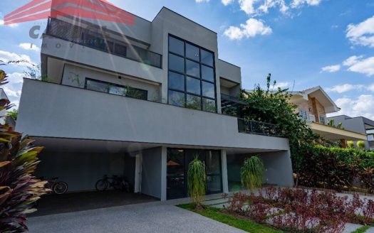 Casa em Condomínio à venda