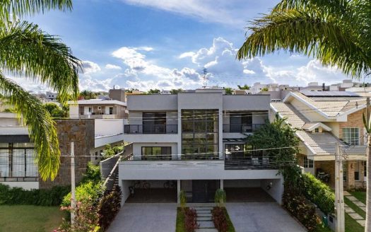 Casa em Condomínio à venda