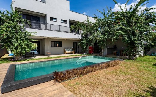 Casa em Condomínio à venda
