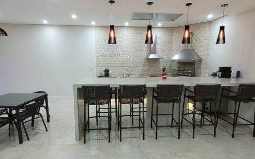 Casa em Condomínio à venda