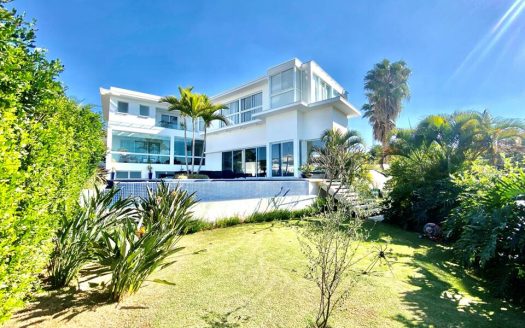 Casa em Condomínio à venda