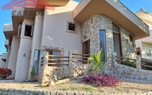 Casa em Condomínio à venda