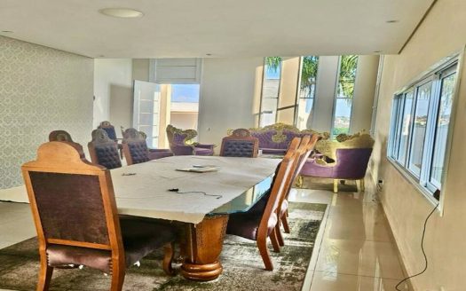 Casa em Condomínio à venda