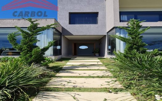 Casa em Condomínio à venda