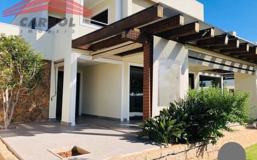 Casa em Condomínio à venda