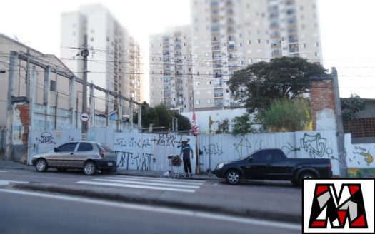Área Comercial à venda