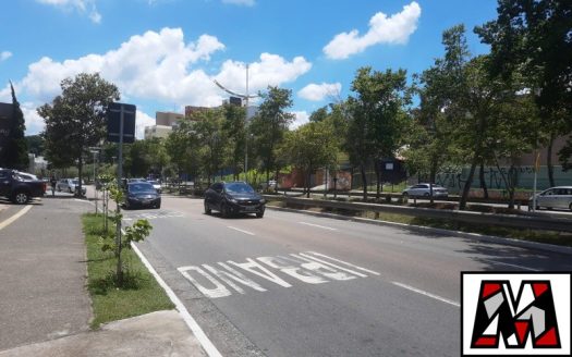 RESIDENCIAL / PRÉDIO COMERCIAL à venda