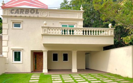 Casa em Condomínio à venda