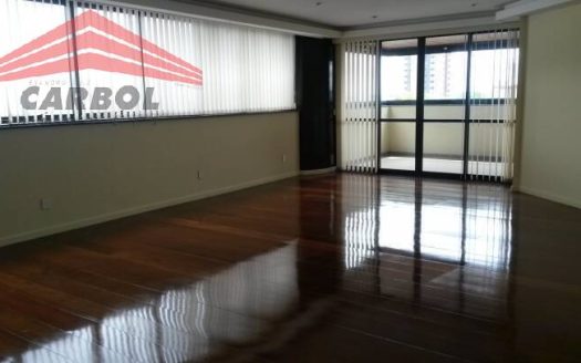 Apartamento à venda