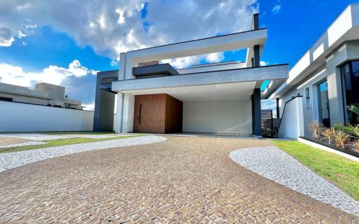 Casa em Condomínio à venda