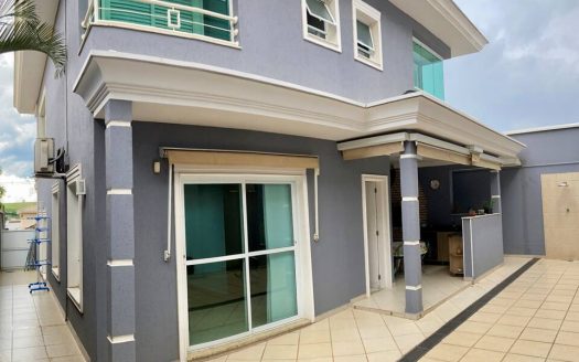 Casa em Condomínio à venda