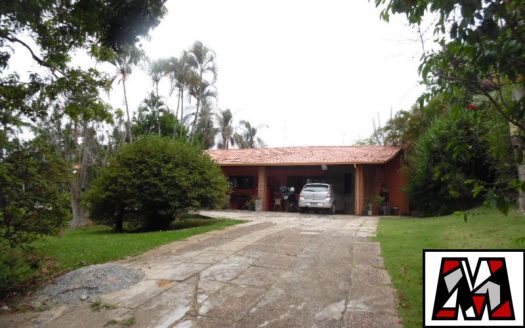 Fazenda/Sítio/Chácara à venda