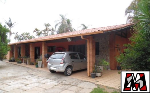 Fazenda/Sítio/Chácara à venda
