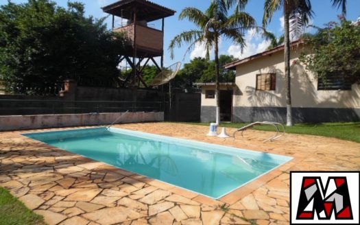Fazenda/Sítio/Chácara à venda