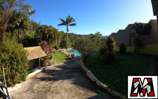 Fazenda/Sítio/Chácara à venda