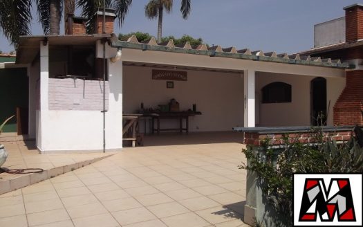Fazenda/Sítio/Chácara à venda