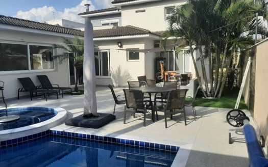 Casa em Condomínio à venda