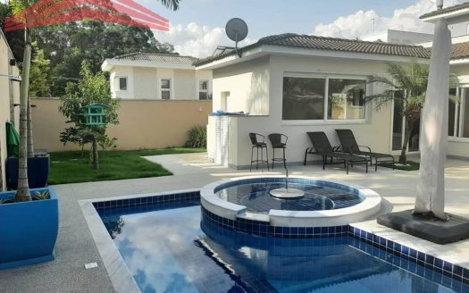 Casa em Condomínio à venda