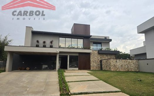 Casa em Condomínio à venda
