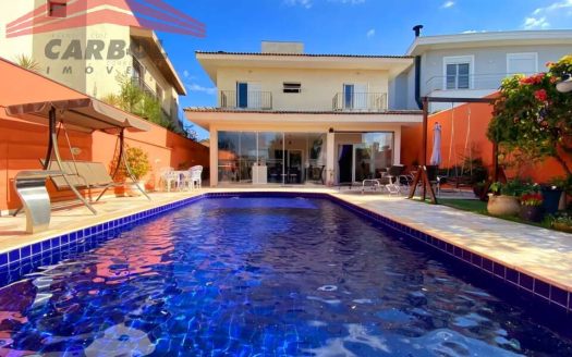 Casa em Condomínio à venda