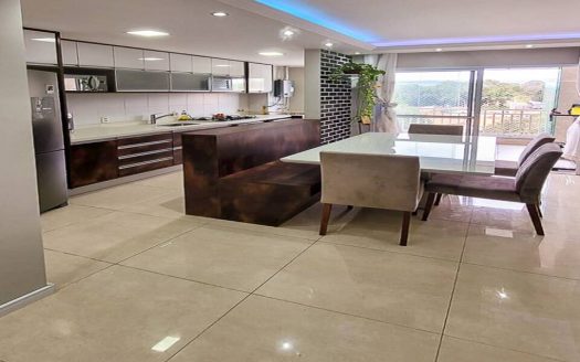 Apartamento à venda