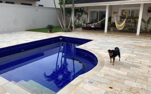 Casa em Condomínio à venda
