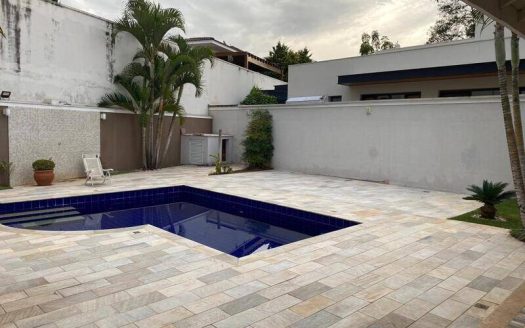 Casa em Condomínio à venda