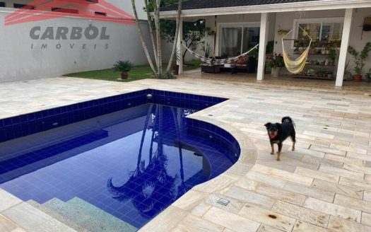Casa em Condomínio à venda