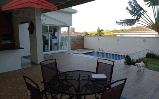Casa em Condomínio à venda