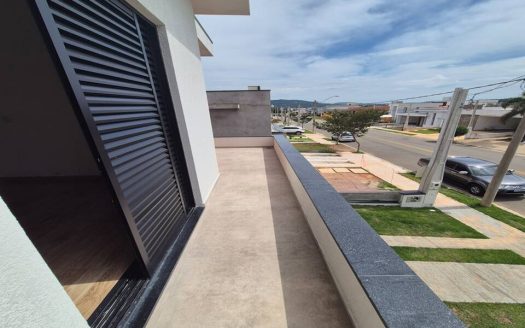 Casa em Condomínio à venda