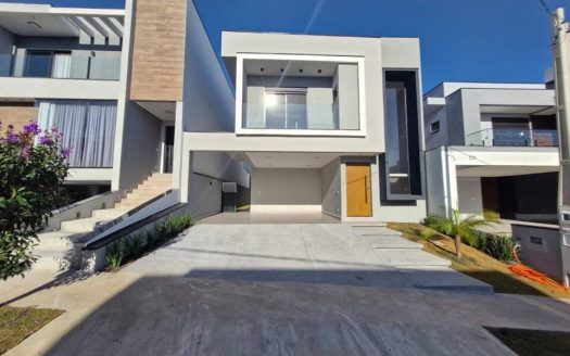 Casa em Condomínio à venda