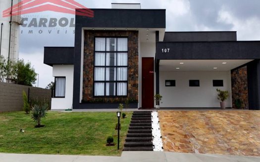 Casa em Condomínio à venda