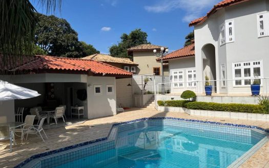 Casa em Condomínio à venda
