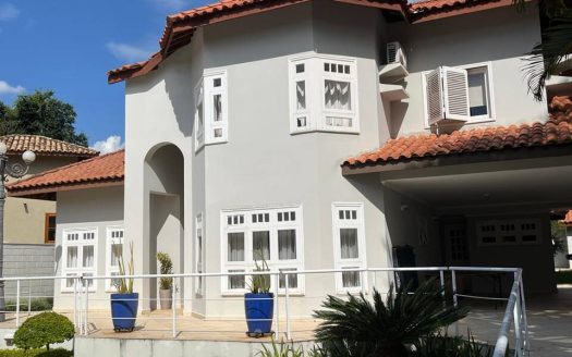 Casa em Condomínio à venda