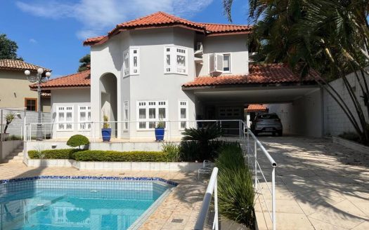 Casa em Condomínio à venda
