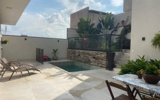 Casa em Condomínio à venda