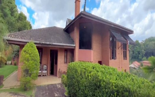 Casa em Condomínio à venda