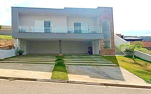 Casa em Condomínio à venda