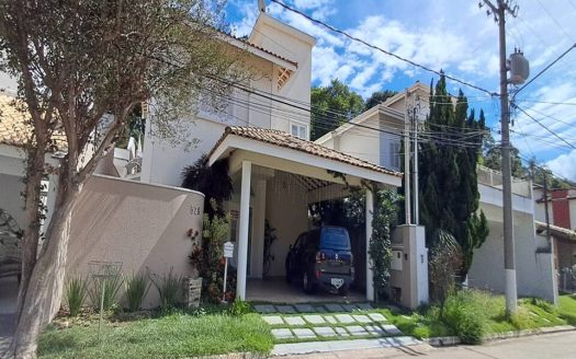 Casa em Condomínio à venda