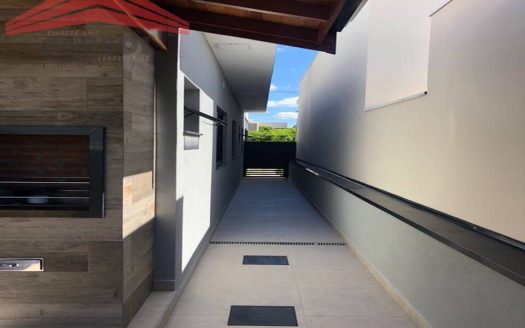 Casa em Condomínio à venda