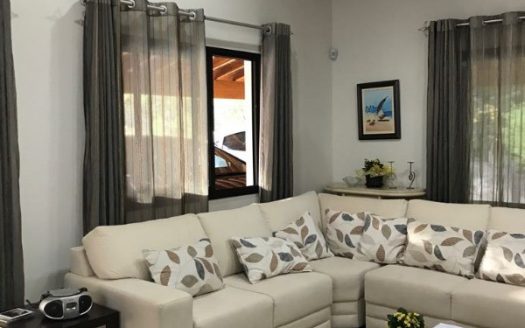 Casa em Condomínio à venda
