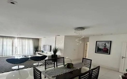 Apartamento à venda