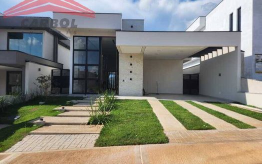 Casa em Condomínio à venda