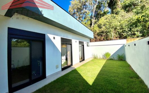 Casa em Condomínio à venda