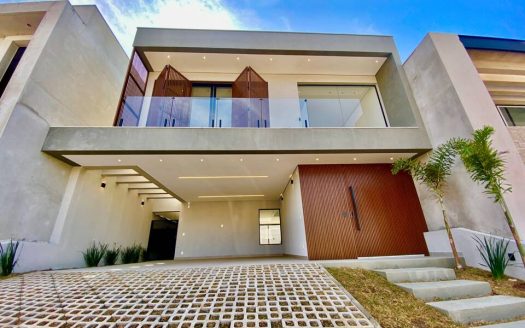 Casa em Condomínio à venda