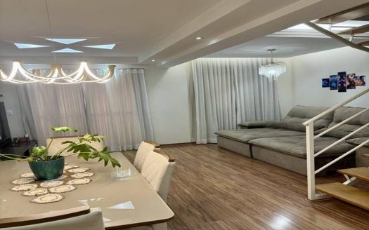 Casa em Condomínio à venda